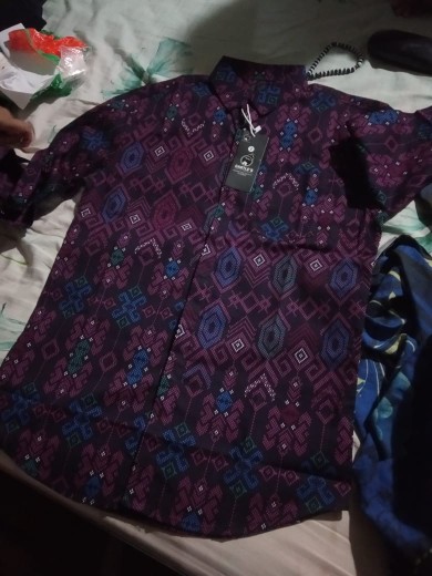 Shineclothes 8068 C Kemeja Batik Songket  Ungu Pria M-xl