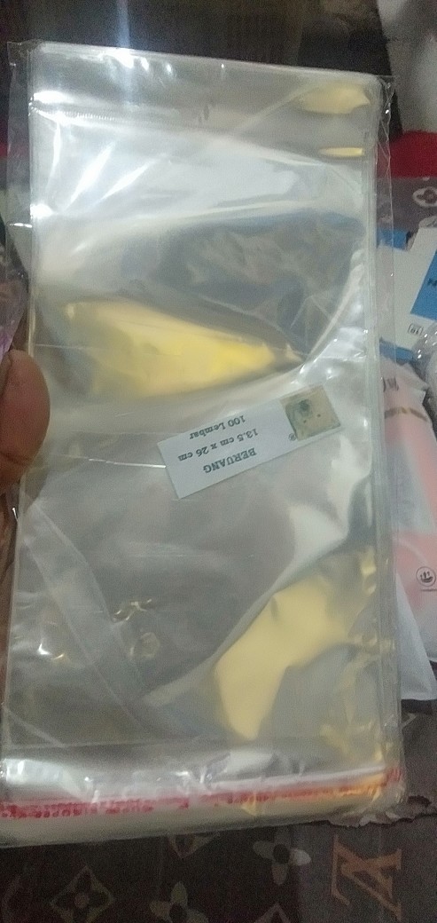 Plastik Gantung Kf94 13,5cmx26cm Isi 100