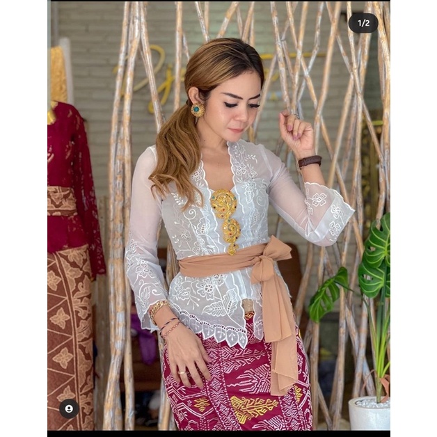 kebaya bordir motif lily