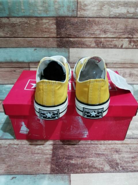 Sepatu Convers All Star 70s Low Kuning Prem