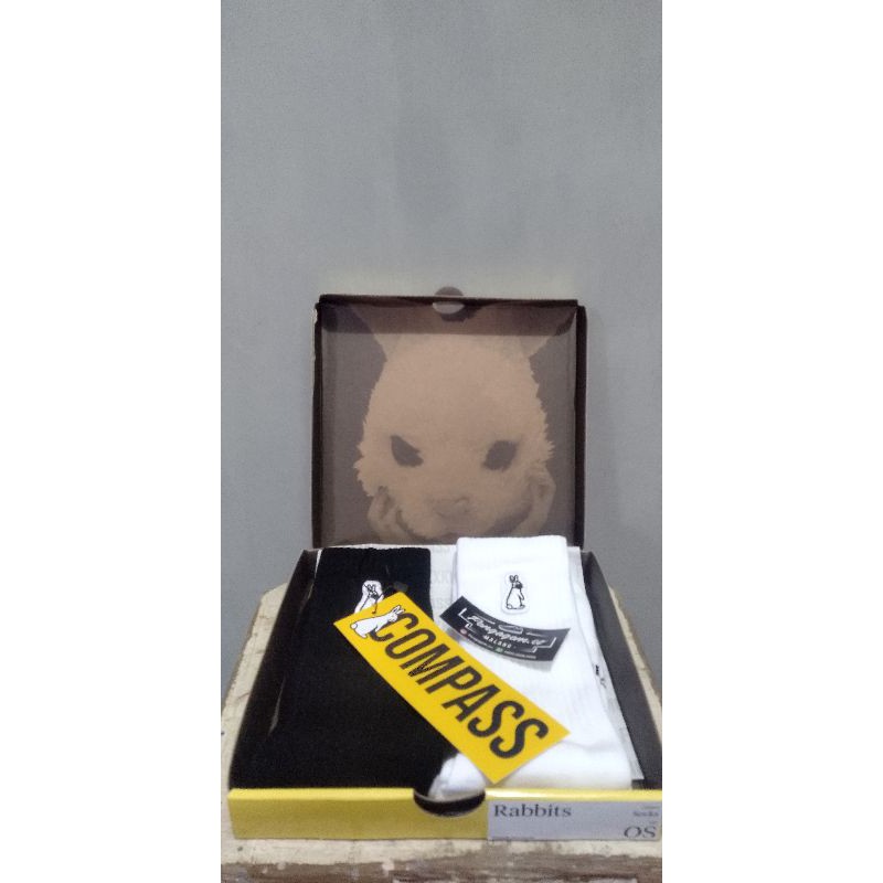 RETAIL  - Socks Fxxkingrabbits FR2 / Kaos Kaki