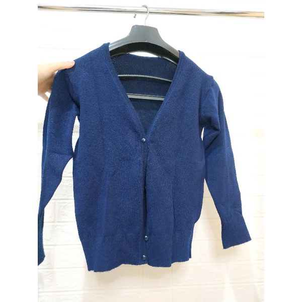 Jaket rajut warna biru dongker