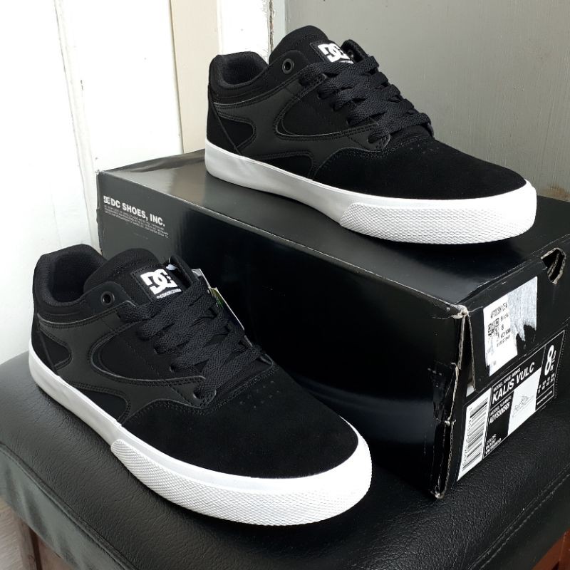 ORI SALE DC Shoes Men up to 70% Kalis Vulc Black/White Sepatu Pria
