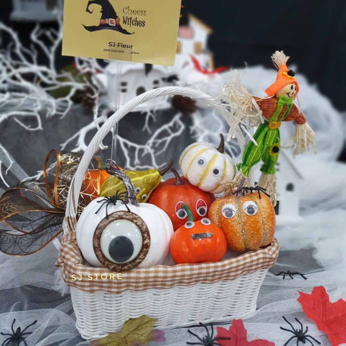 

dekorasi hiasan meja hampers halloween party decoration 29