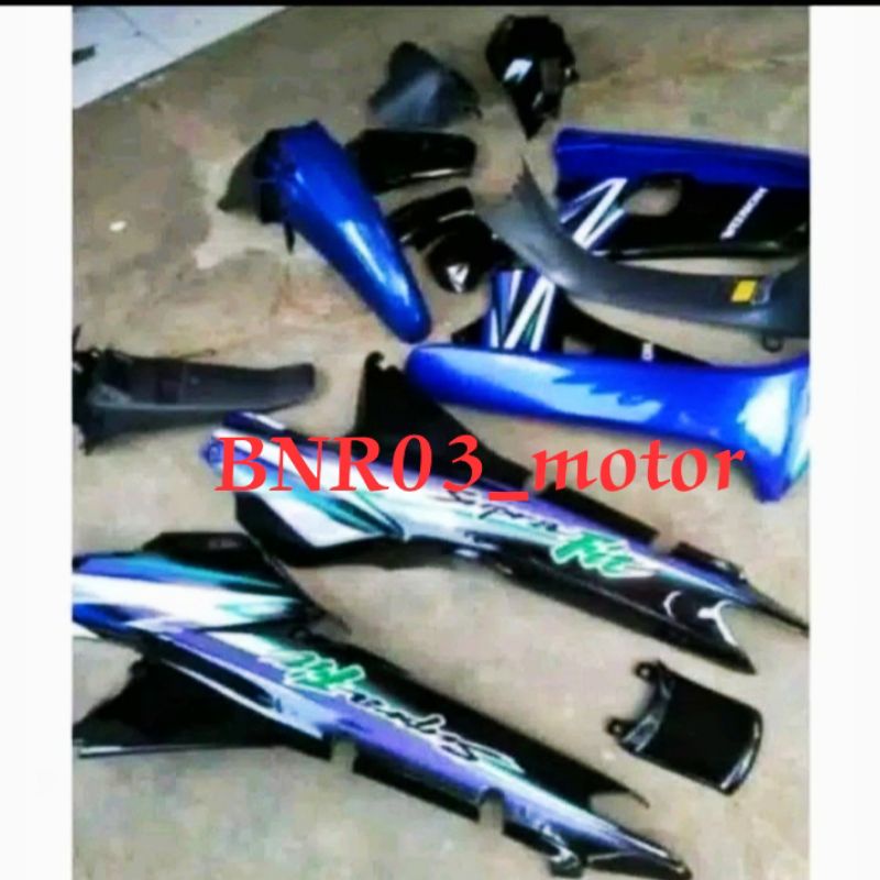 Cover Body Full Bodi Halus Kasar Motor Honda Supra X/Fit Lama 2002-2005 Hitam Berstriping
