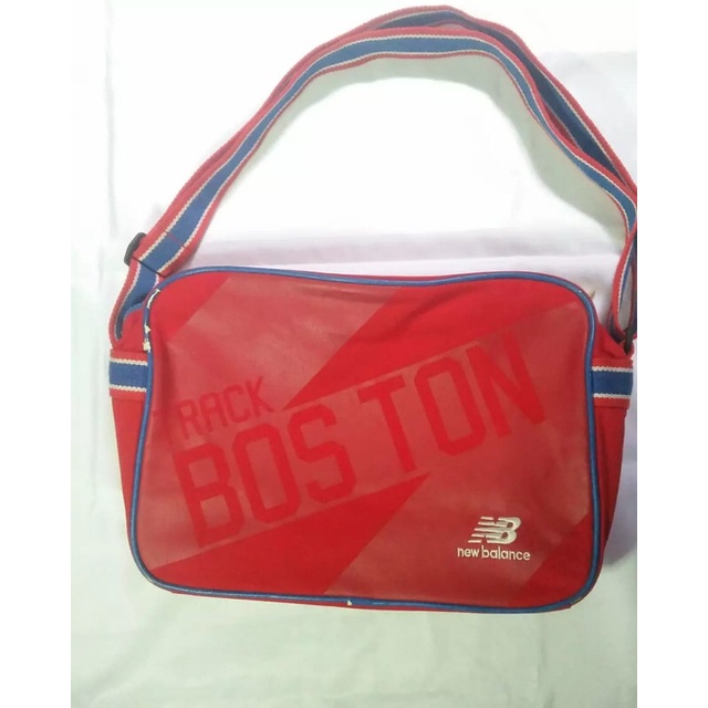 Tas Selempang Pria Wanita - Slingbag Pria Wanita Trendy dan ada slot laptop new balance basig bag