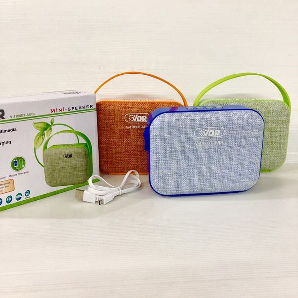 Speaker VDR 4100BT Audi di lengkapi dengan Fm Radio