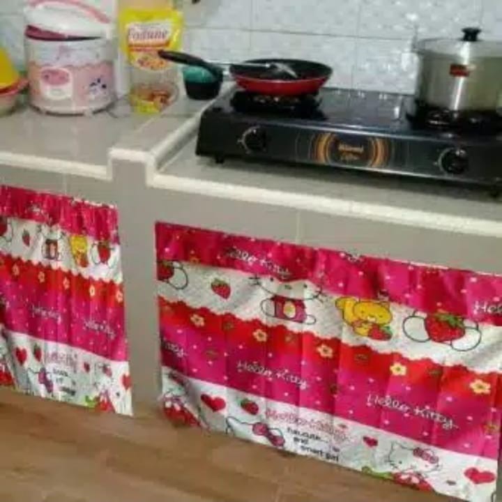 Tirai Kolong Kompor /Gorden Kolong Dapur Karakter Hello Kitty