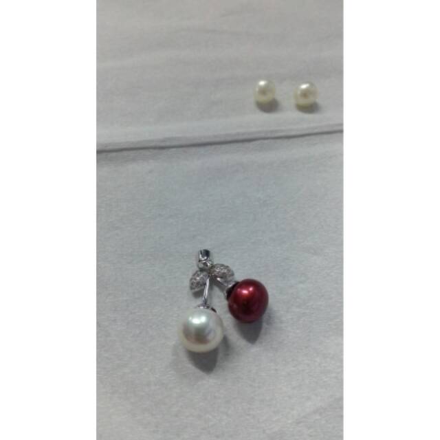 Liontin mutiara lombok