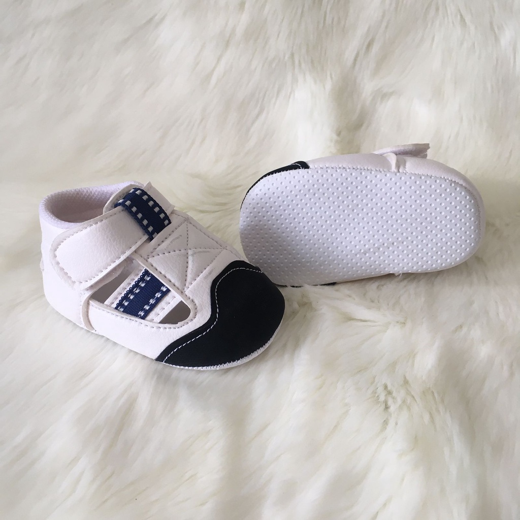 sepatu bayi biesfoot sneakers 0 sampai 12 bulan Kekinian