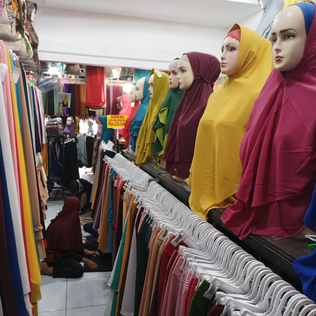 Jilbab Instan terbaru Hijab Bergo Mahkota Kerudung Jersey Premium termurah dan terlaris Nayla Hijab