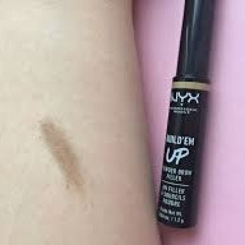 

NYX Build 'Em Up Powder Brow Filler