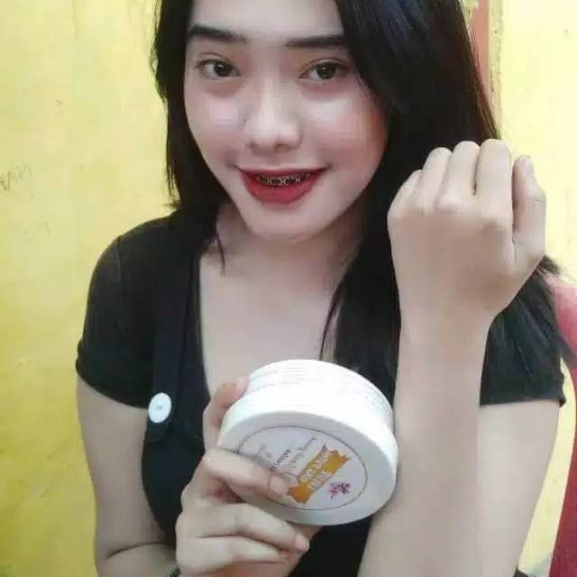 LULUR BADAN/SUSU/PUTIH