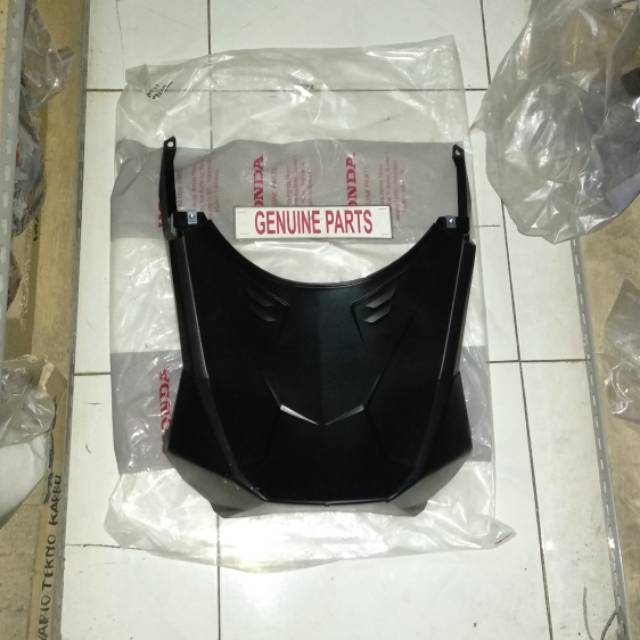 Penahan Lumpur Belakang Ban Depan Sirip Hiu Vario 125 150 Led 6430D-K59-A10ZB Ori Ahm