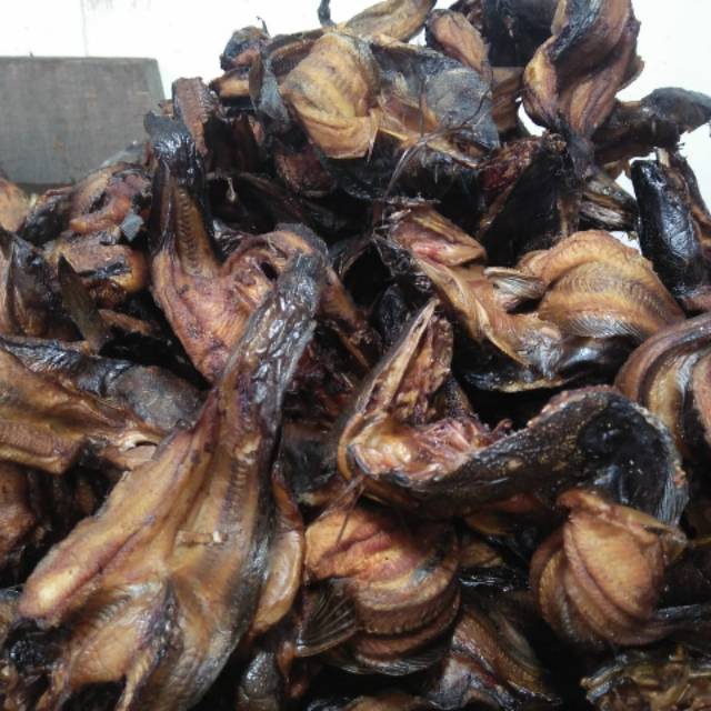 Ikan sale lele asap ( 1 kg ) isi 50 pc