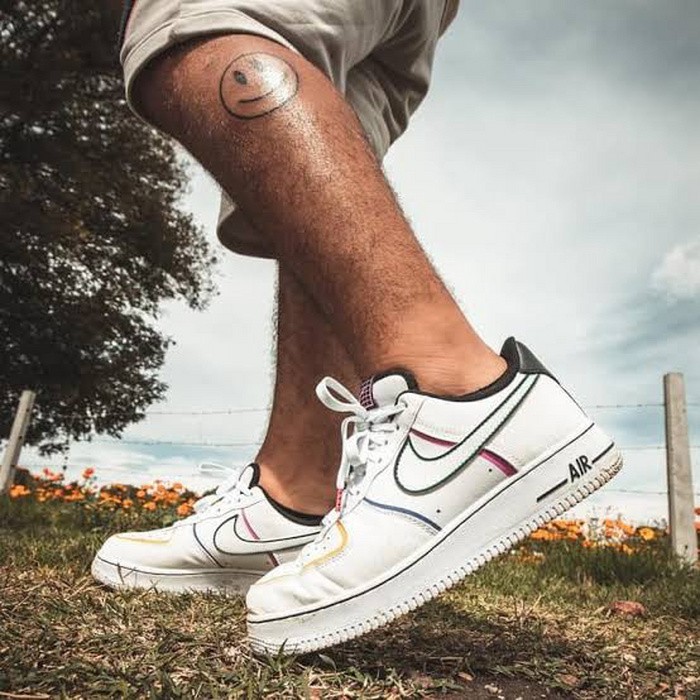 Nike Air Force 1 Low (Sepatu Sneakers Casual Cowok / Pria)