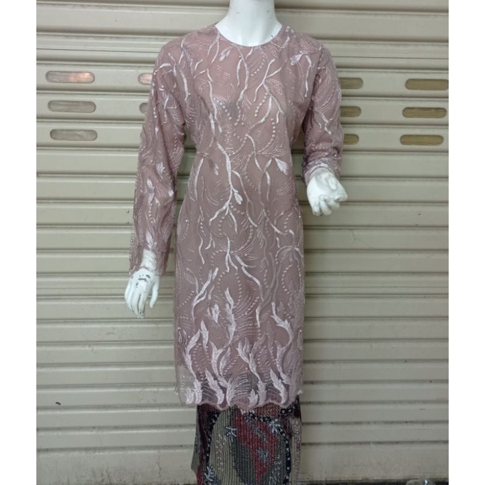 Kebaya / Kebaya Tunik Tulle / Setelan Kebaya / kebaya Modern /Set Kebaya Modern/Ajckebaya