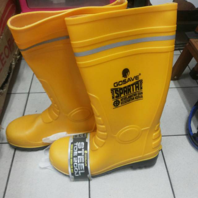 Sepatu boot gosave sparta