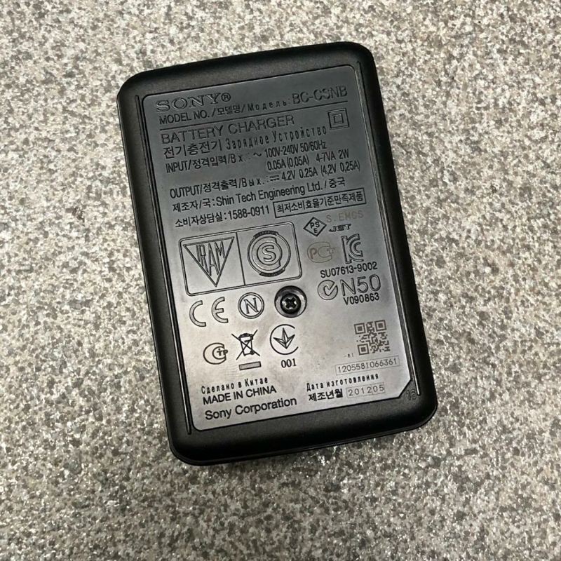 charger Sony BC CSNB for baterai sony NP BN1 original sony