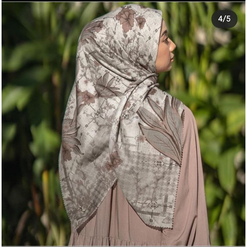Ramaya scarf by heaven Lights