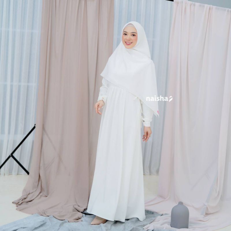 farasha dress by Naisha