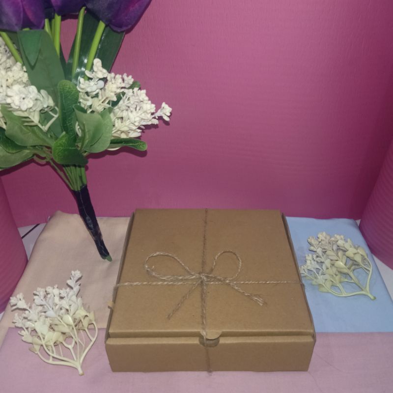 

Paket Hampers Isolasi Mandiri