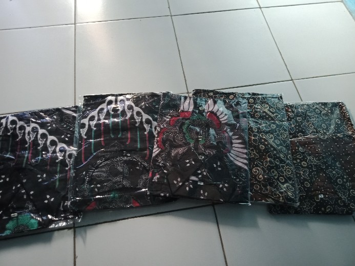 Batik Couple Keluarga Sania Ruffle Ori Ndoro Jowi Dnt