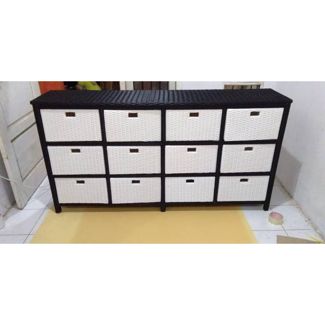 Lemari laci 12 Rotan sintetis