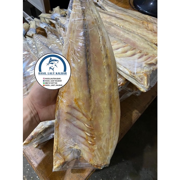 

Ikan Asin Jambal / Sam Pan Thiau Janphu 9ons - 1.1kg