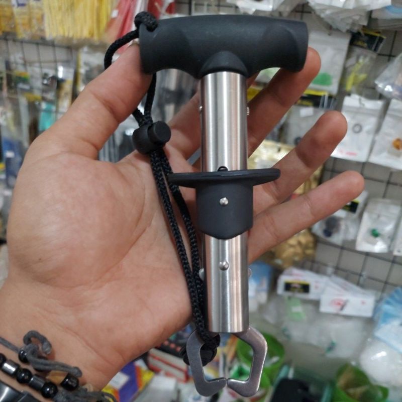 lift grip ikan cantolan pengaman ikan