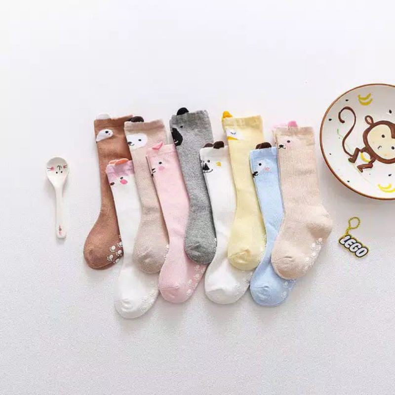 Kaos Kaki Panjang Baby Karakter import(0_12Bln)