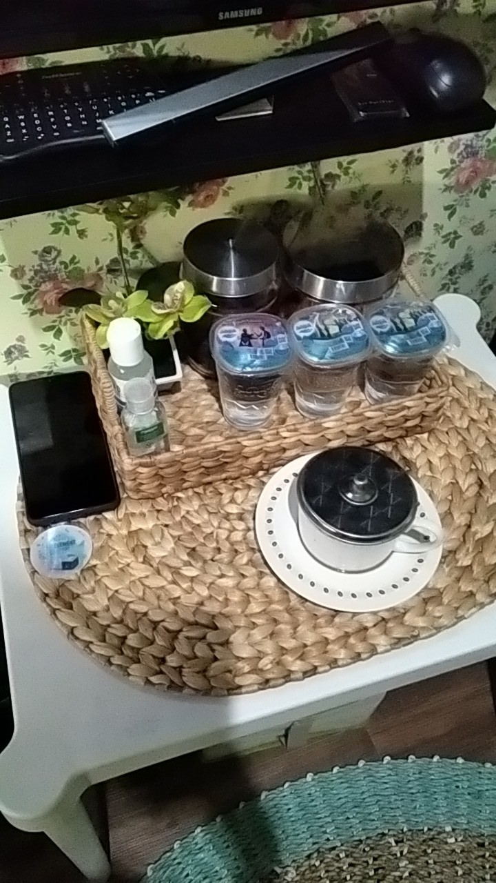 Nampan Anyaman / Baki / Tray / Keranjang Kotak Enceng Gondok Handmade Dekorasi Kekinian