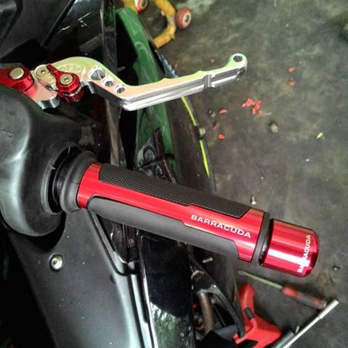 handgrip set universal semua jenis motor hanfat plus jalu stang baracuda set segala jenis motor