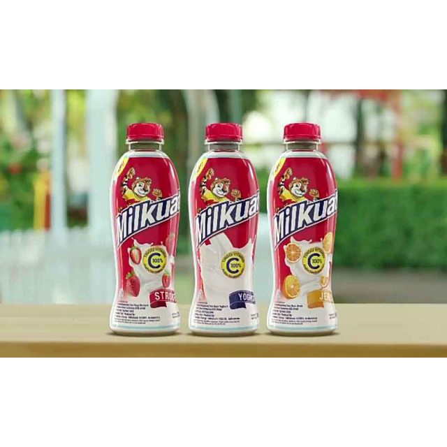 MILKUAT PET 180 ML // SUSU MILKUAT BOTOL