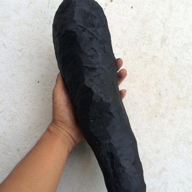 Bongkahan Kayu Gahru Hitam Asli Kalimantan 06