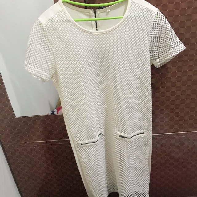 PRELOVED DRESS JANE LORISA PUTIH MODEL JARING