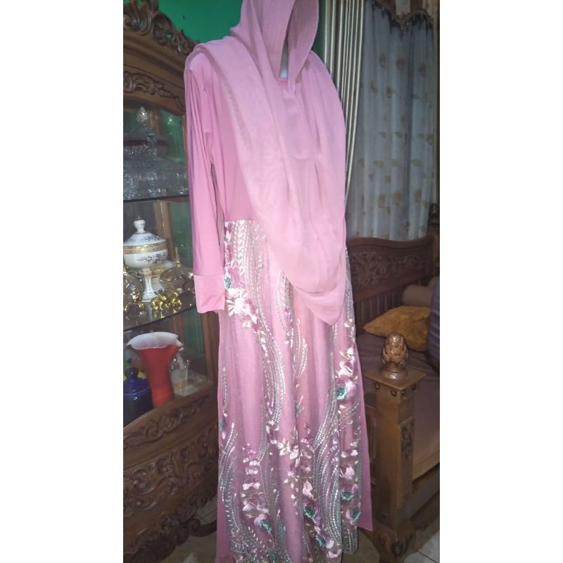 GAMIS BROKAT WANITA PINK
