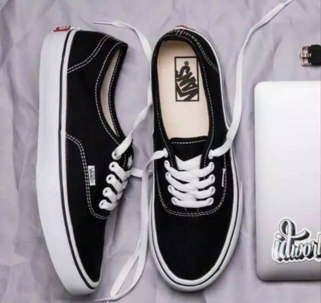 SEPATU WOLF X VANS AUTHENTIC FULL BLACK HITAM POLOS WHITE PUTIH OLDSKOOL ERA SK8-Hi Slipon Checkerboard