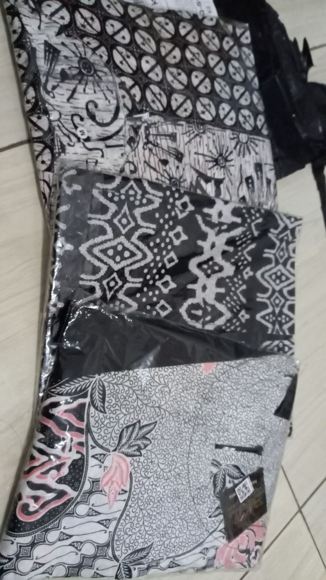 Atasan Batik Dolby Dolbi Dobby Doby Tenun Sutra Tulis Halus Katun Atbm Baron ,sarombit Atasan Av