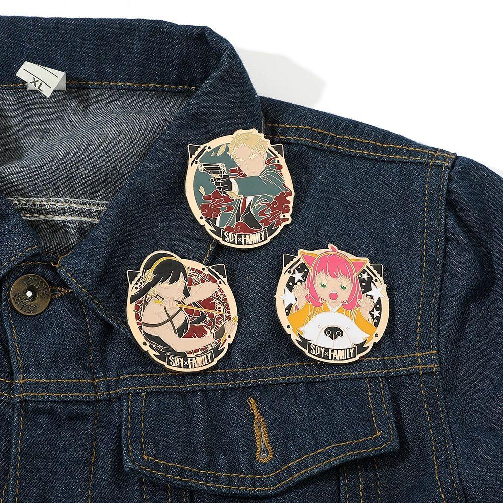 [Elegan] Lapel Pin Hadiah Cosplay Pakaian Dekorasi Kartun Decor Badge SPY X Keluarga Anime Badge