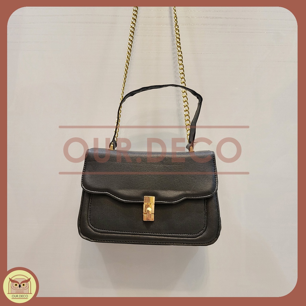 Tas Selempang Kotak Hitam Slempang Wanita