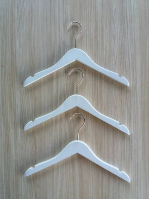 Hanger kayu anak putih gantungan baju anak - BH