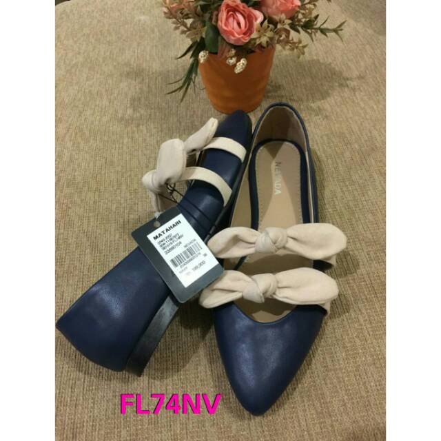 Sepatu flat merk Nevada brand Matahari