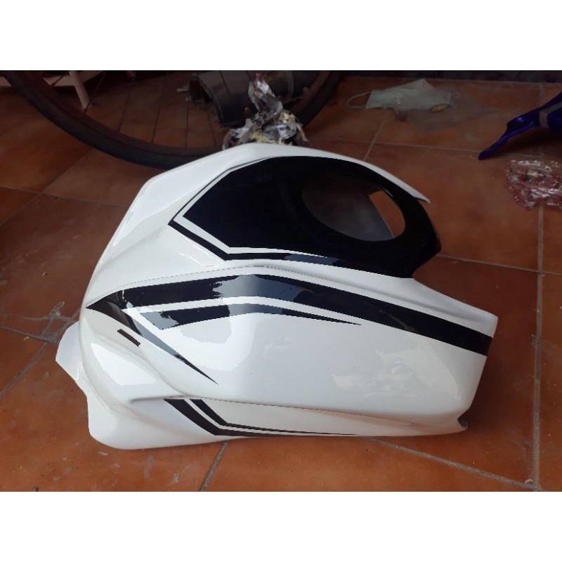 kondom tangki cb 150r new