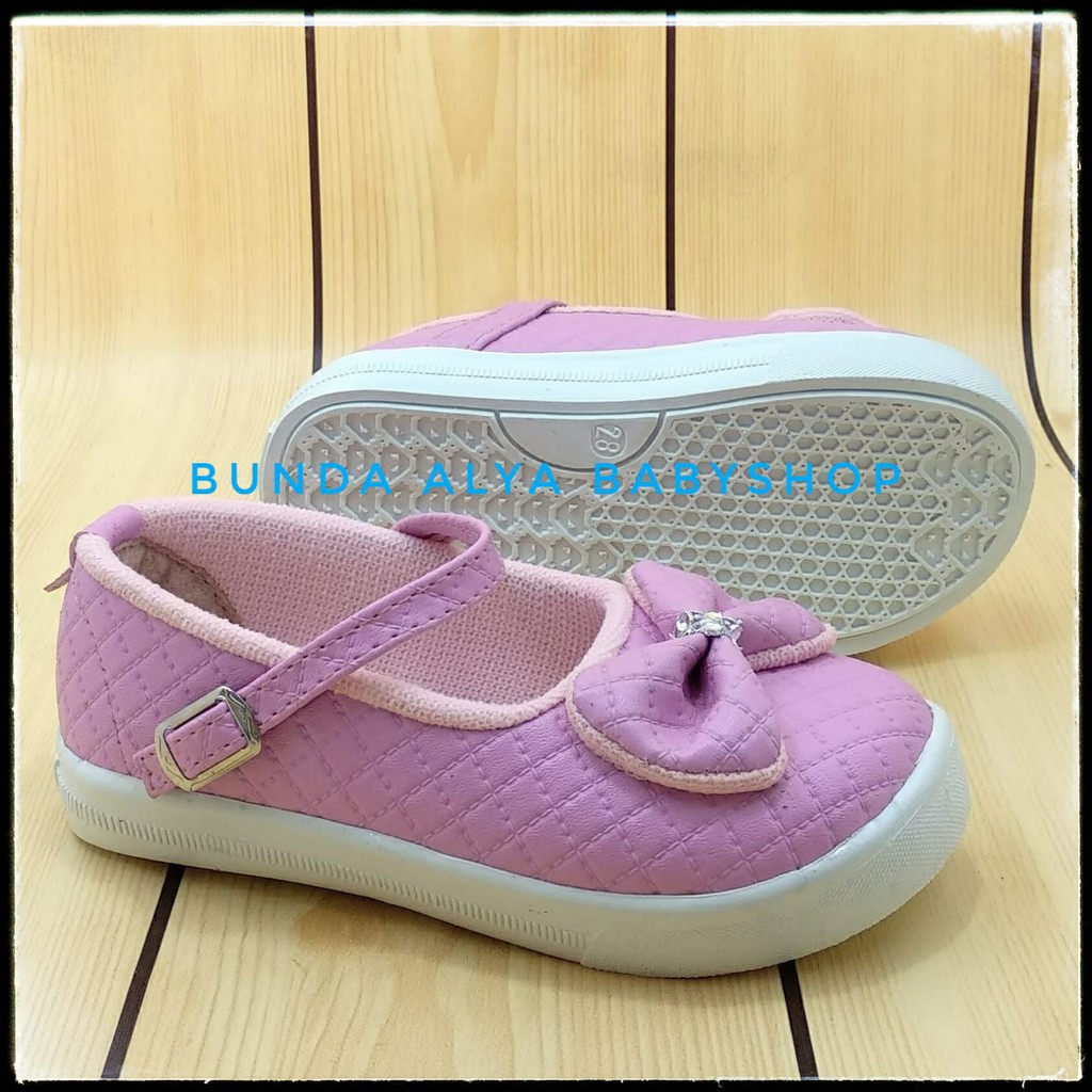 Sepatu Anak Perempuan Umur 4 Tahunan Pita - Sepatu Anak Cewek PINK Casual SALE Anti Licin Alas Karet size 29 - 30