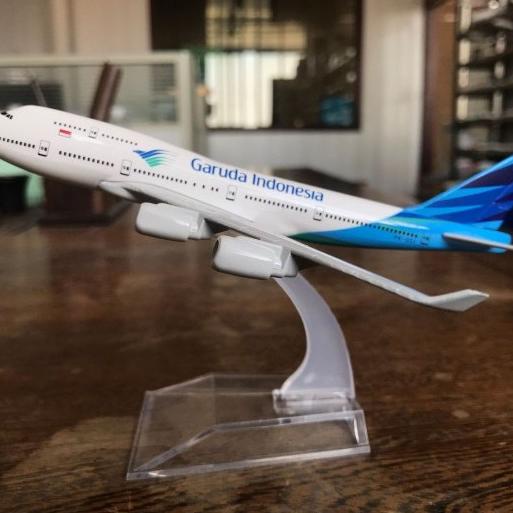 16cm Garuda Indonesia Diecast Pesawat Plane Model Miniatur Boeing B737