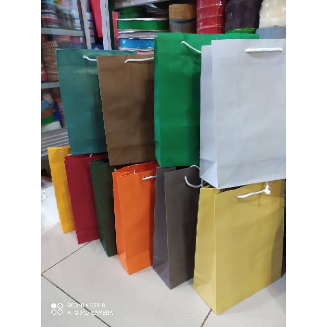 

paper bag buku warna isi 12pcs terlaris & murah