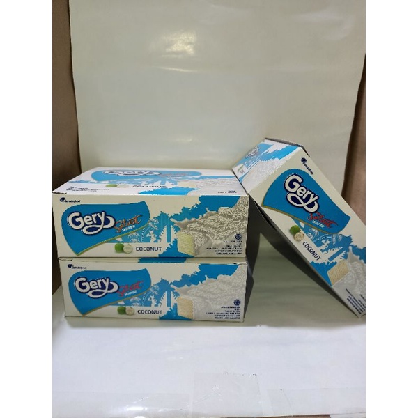 

Gery Salut Wafer Coconut