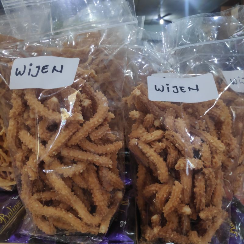 

Kue Akar Kelapa 225 gr