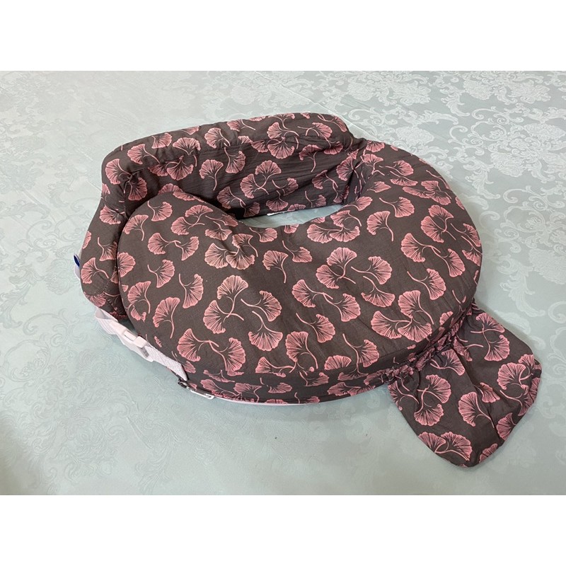 My Brest Friend Nursing Pillow / Bantal Menyusui Preloved